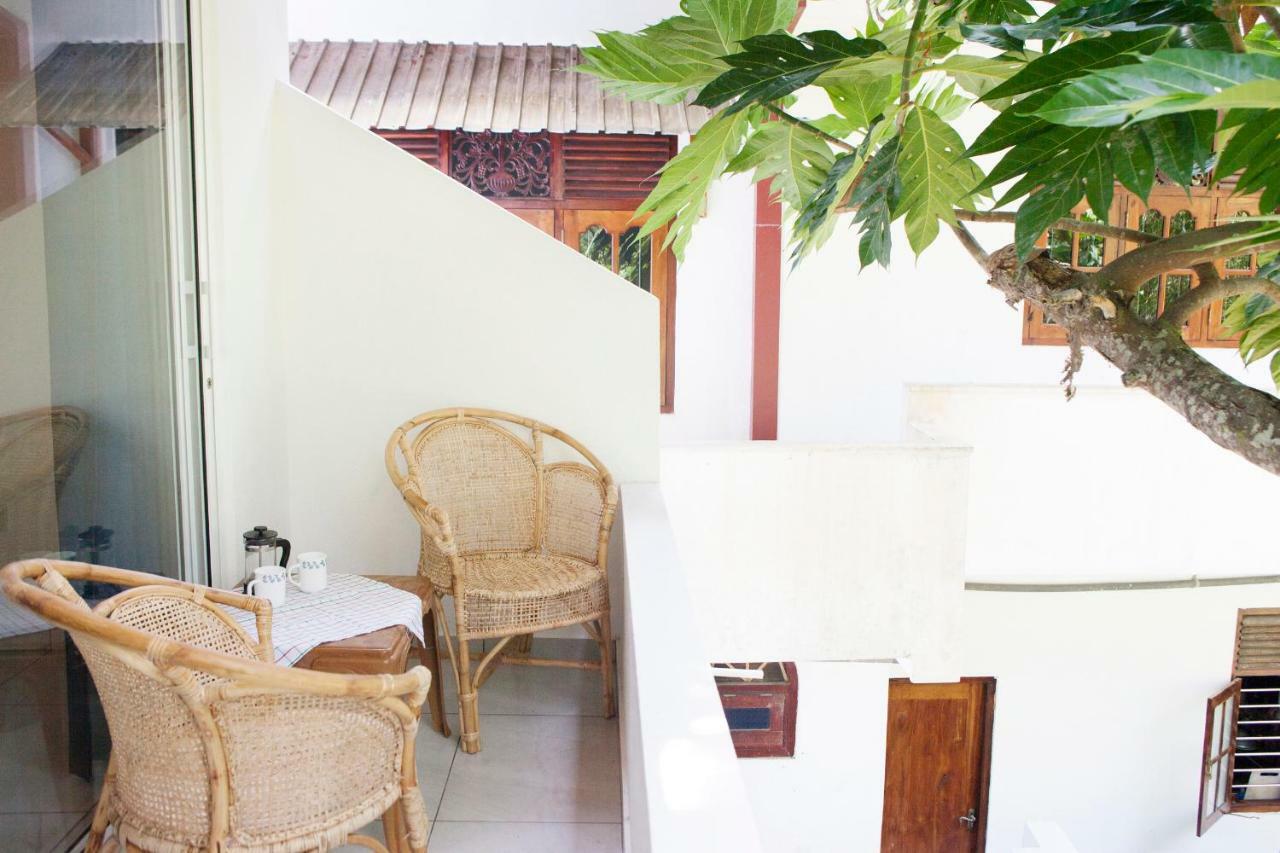 Alvas House Hotel Hikkaduwa Buitenkant foto