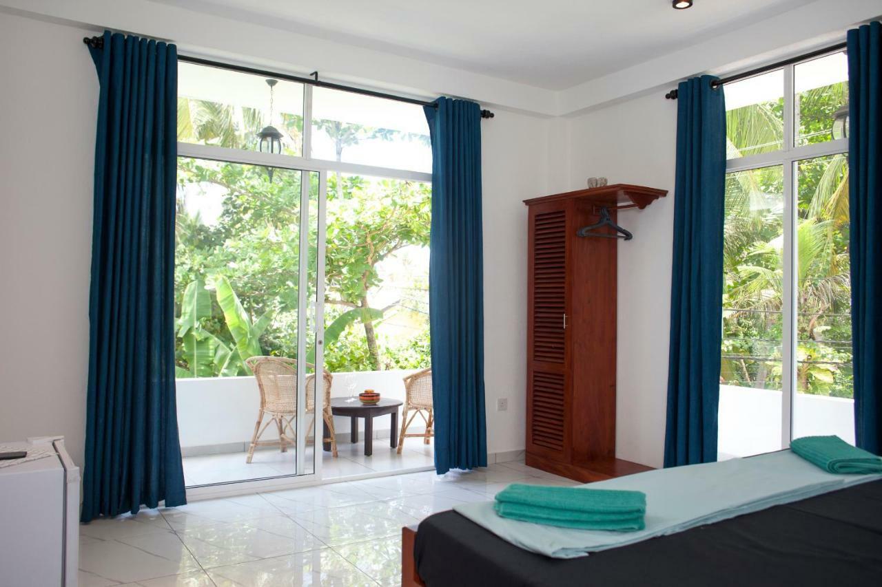 Alvas House Hotel Hikkaduwa Buitenkant foto