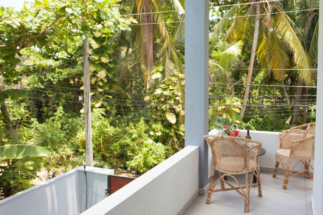 Alvas House Hotel Hikkaduwa Buitenkant foto